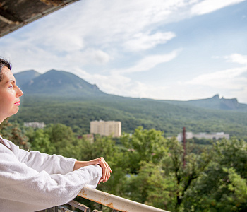 Санаторий «им. С.М. Кирова» Железноводск. Вид из номера